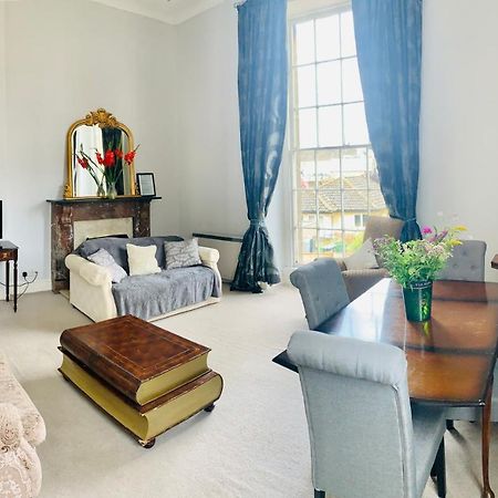 코샘 Alexander House 아파트 외부 사진